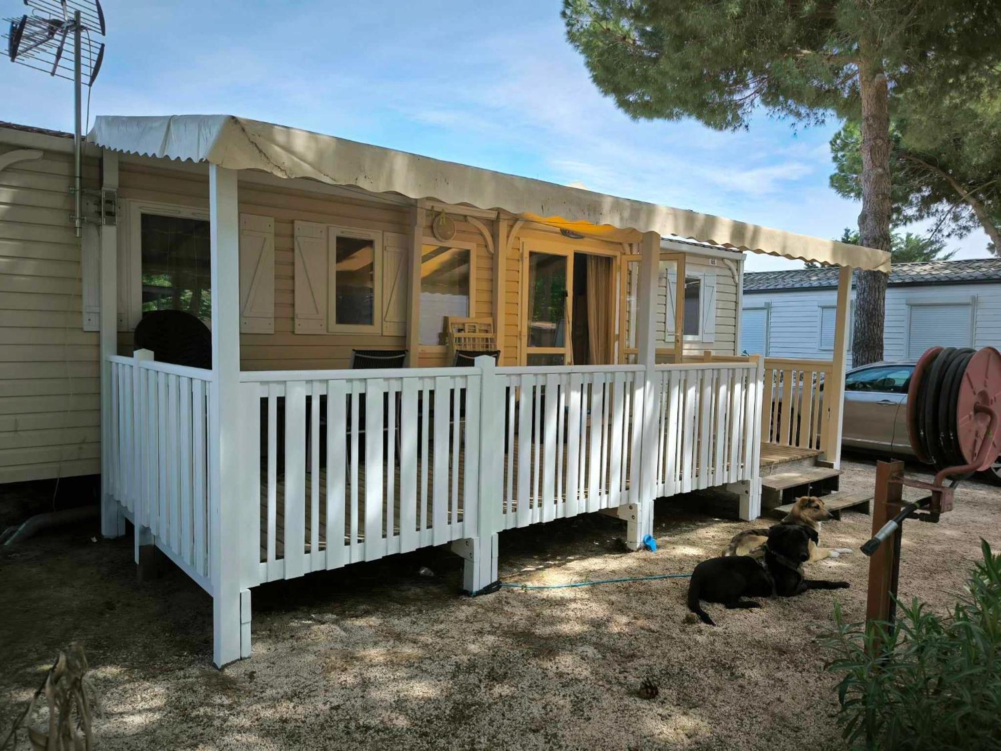 Campeggio Mobil-home Au Familial 4 Etoiles Les Sables D'or Agde
